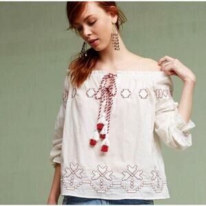 Harlyn Anthropologie Farina White Red Boho‎ Off Shoulder Tassel Cotton Blouse XS